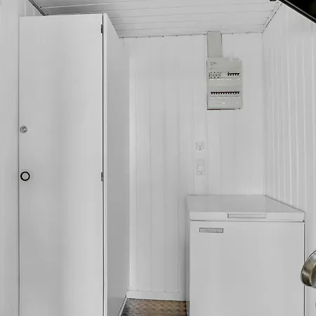 Three-bedroom Holiday In Nyaraló Blåvand