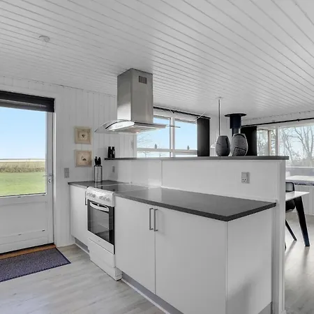 Three-bedroom Holiday In Nyaraló